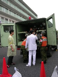 救急車での搬送