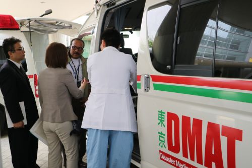 東京DMAT救急車の見学