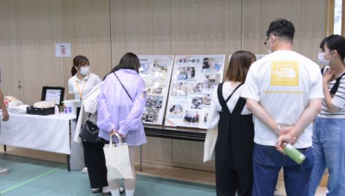 看護学科看護学専攻のパネル展示