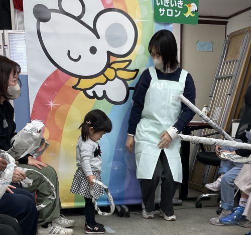 子供から高齢者迄楽しめるｱｸﾃｨﾋﾞﾃｨの実演