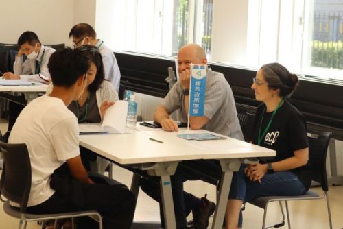 総合政策学部、教員との個別相談