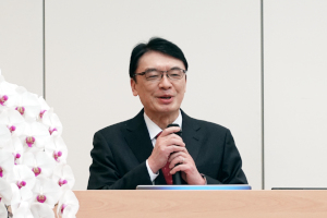 神﨑恒一教授最終講義の様子2