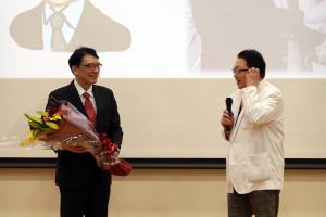 神﨑恒一教授最終講義の様子6