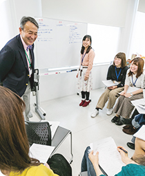 外国語学部 杏林大学