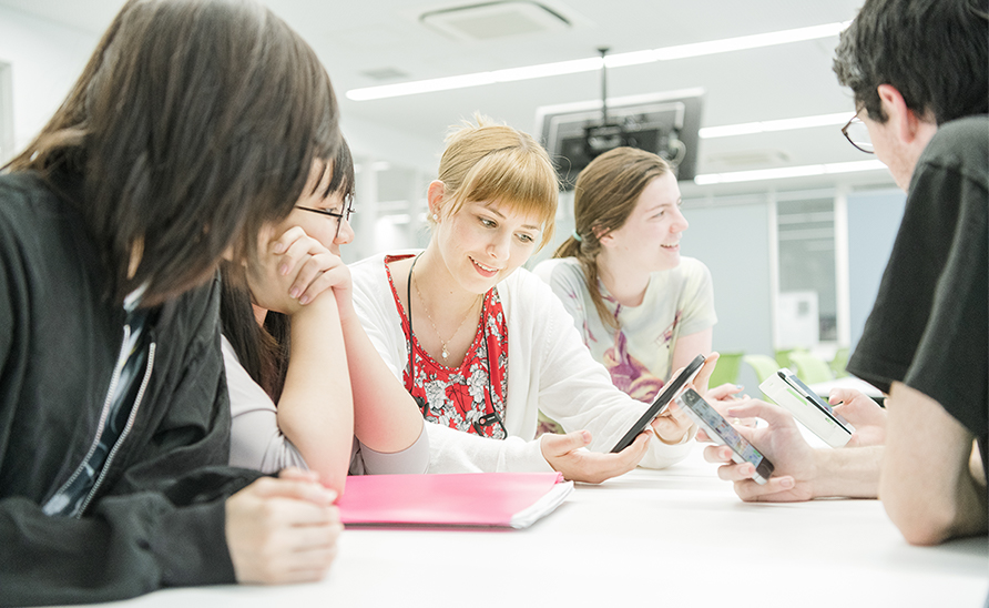 外国語学部 杏林大学