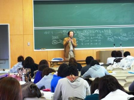 杏林大学 トピックス 外国語学部で入学前のスプリング セミナーを実施