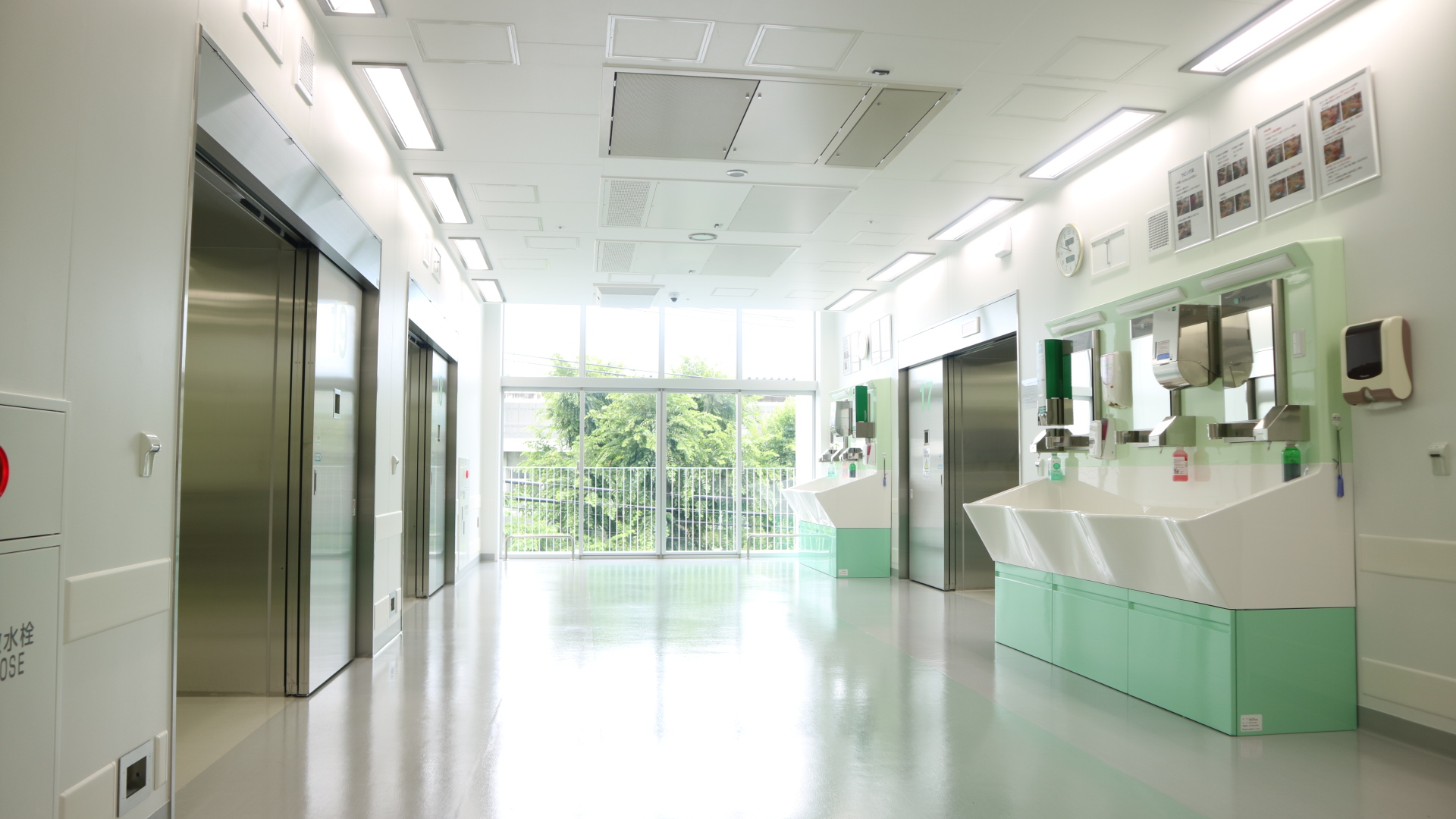 診療拡充のため中央手術室を増築 | 特集コーナー | 杏林大学医学部付属病院 KYORIN UNIVERSIT…