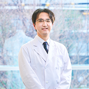 診療科長／講師　中本　啓太郎
