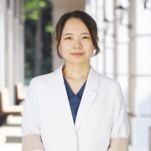 崎　亜嵯子　SAKI, Asako