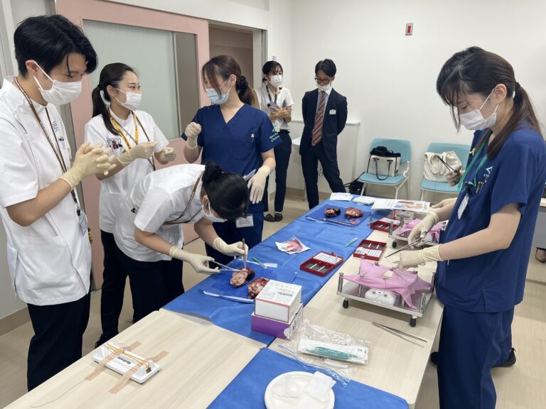 縫合トレーニングを行いました